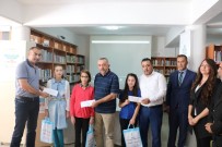 MUHAMMET ÖNDER - Gediz'de En Çok Kitap Okuyan Öğrenciler Ödüllendirildi