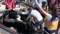 Otomobil Emniyet Şeridinde Duran Kamyona Çarptı Açıklaması 2 Yaralı Haberi