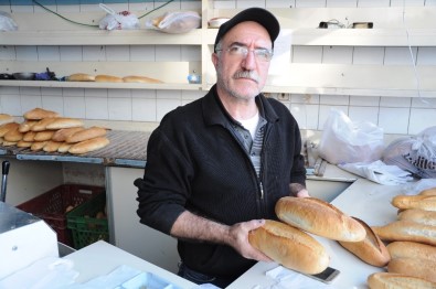 Simav'da Ekmek Zammı 5 Ay Sonra Uygulamaya Konuldu