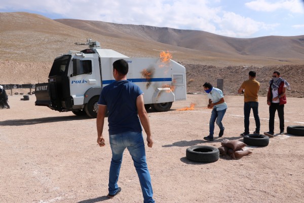 Polis toplumsal olaylara hazırlanıyor