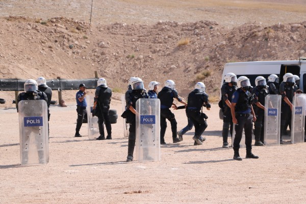 Polis toplumsal olaylara hazırlanıyor