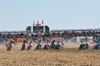 BURHANETTIN ÇOBAN - Dünya Motokros Şampiyonası'nın Startı Verildi