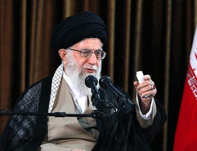 İran Lideri Hamaney: Askeri savaş söz konusu değil