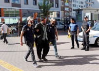 MEHDI - Kayseri'de Yakalanan DEAŞ'ın Sözde Sincar Askeri Emiri Ve Oğlu Tutuklandı