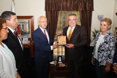 Kılıçdaroğlu'ndan Başkanı Kesimoğlu'na Teşekkür