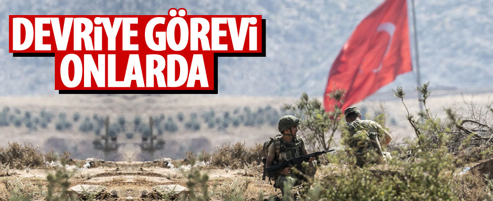 Komandolar sınırda