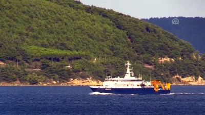 Rus Arama Kurtarma Gemisi Çanakkale Boğazı'ndan Geçti