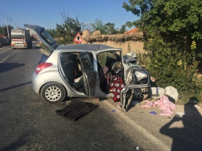 Afyonkarahisar'da Trafik Kazası; 3 Ölü 1 Ağır Yaralı