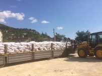 KÖMÜR YARDIMI - İhtiyaç Sahibi Ailelere Kömür Yardımı