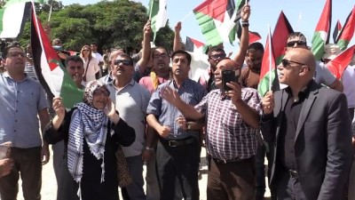 İsrail'in Han El-Ahmer'i Yıkma Kararını Protesto