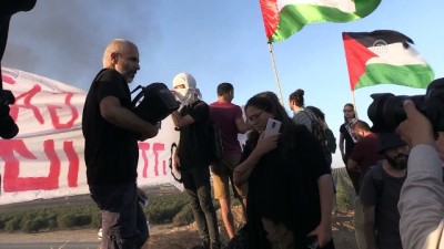 İsrailli Aktivistlerden Gazze'ye Destek Gösterisi