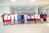 ATATÜRK KÜLTÜR MERKEZI - Manavgat Belediyespor Sezonun İlk Maçını, Kuşadasıspor'la Yapacak