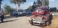 HATALI DÖNÜŞ - Nazilli'de Zincirleme Trafik Kazası Açıklaması 3 Yaralı