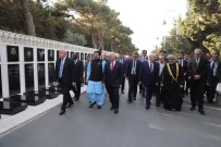 MECLİS BAŞKANLARI - TBMM Başkanı Yıldırım Azerbaycan Ve Türk Şehitliklerini Ziyaret Etti