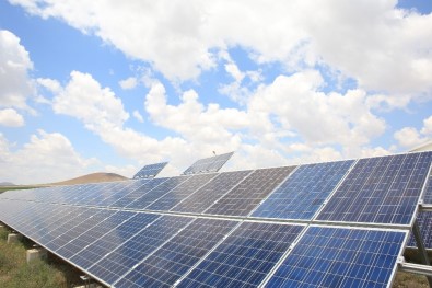 Akfen Yenilenebilir Enerji'nin 20 MW'lık Van Güneş Santrallerinde Elektrik Üretimi Başladı