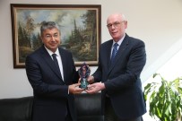 ERDINÇ YıLMAZ - Başkan Kazım Kurt'tan Kaymakam Erdinç Yılmaz'a Hayırlı Olsun Ziyareti