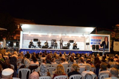 Büyükşehir'den Atça'da Halk Konseri