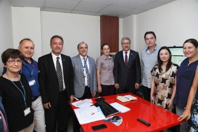 Ege Üniversitesi'nden Özbek Doktorlara Eğitim