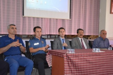 Kaymakam İrdelp'ten Muhtarlar Toplantısı