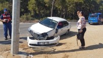OYMAPıNAR - Manavgat'ta Trafik Kazaları Açıklaması 2 Yaralı