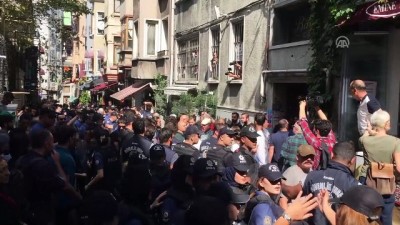 Taksim'de İzinsiz Gösteri