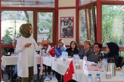 'Unutkanlık Alzheimer Hastalığın İlk Belirtisi Olabilir'