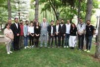 KAZıM KURT - Odunpazarı Belediyesi Geleceğin Tiyatrocularını Yetiştiriyor