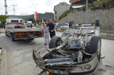 Sinop'ta Trafik Kazası Açıklaması 1 Yaralı