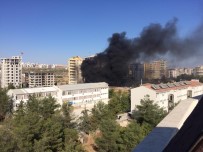 ELEKTRİK KONTAĞI - Sitede Yangın Paniği