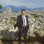 DALAMA - Boğa Yeni Sahibini Hastanelik Etti