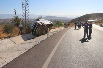 Mersin'de Cenaze Dönüşü Kaza Açıklaması 1 Ölü, 6 Yaralı