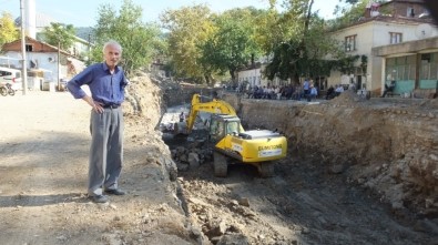 Burhaniye'de Sel Baskınına Kanallı Önlem