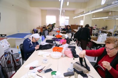 Samsun'da Binlerce Kadın Meslek Sahibi Oluyor