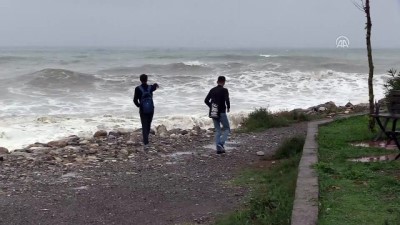 Zonguldak'ta 'Kestane Karası Fırtınası'