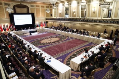 Dışişleri Bakanı Çavuşoğlu Açıklaması 'Terör Örgütleri Hala Duruyor'