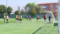 BERGAMA BELEDİYESPOR - 'Futbolda Ben Yoktur, Biz Vardır'