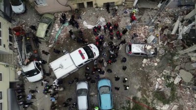 GÜNCELLEME 3 - Bursa'da Bir Binada Patlama Sonucu Yangın Çıktı