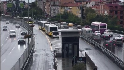 İstanbul'da Metrobüs Kazası