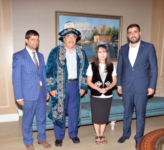 Kazakistanlı Gazeteciler SANKO'da