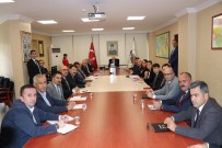 ZÜLKIF DAĞLı - Vali Sanayicilerle Bir Araya Geldi