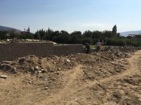 ARSLANLı - Arslanlı Kapalı Pazar Yerinin Yapımına Başlandı