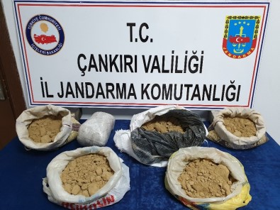 Çankırı'da 9 Kilo Toz Esrar Ele Geçirildi