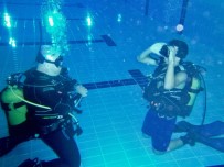 İTFAİYE MÜDÜRÜ - Düzce İtfaiyesi Dalgıçları Eğitimden Geçiyor