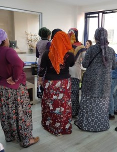 576 Çocuğa 'Eğitim Çeki' Verildi