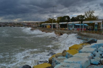Aydın'da Fırtına Öncesi Hava Değişti