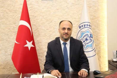 Beyşehir Belediyesinden 1. Geleneksel Göl Halı Saha Turnuvası