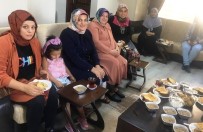 AKARCA - Down Kafe Ve Emekli Evinde Aşure Dağıtıldı