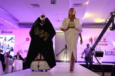 Kahramanmaraş'ta Sim Sırma Defilesi