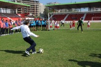 Başkan Şahin Açıklaması 'Gençlerimizi Kötü Alışkanlıklardan Korumak İçin En Etkili Yol Spor'