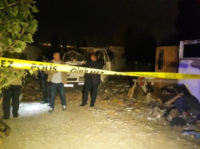 Çakmak Gazı Bomba Gibi Patladı Açıklaması 3 Yaralı